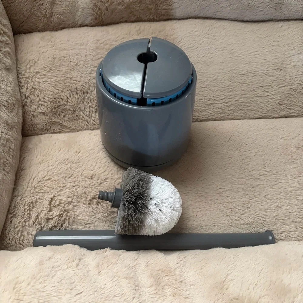 NIB Mr. Siga Premium Toilet Brush & Holder Gray | Auto Open/Close | Ventilated